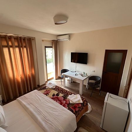 Guni Inn Krujë المظهر الخارجي الصورة